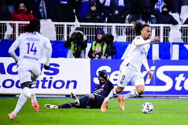 FOOTBALL : AJ Auxerre vs OL - Ligue 1 McDonalds - JournÃ e 13 - 23 11 2025 Sekou Mara (AJ Auxerre) AuxerreFrance  Copyright: xBaptistexAutissierx