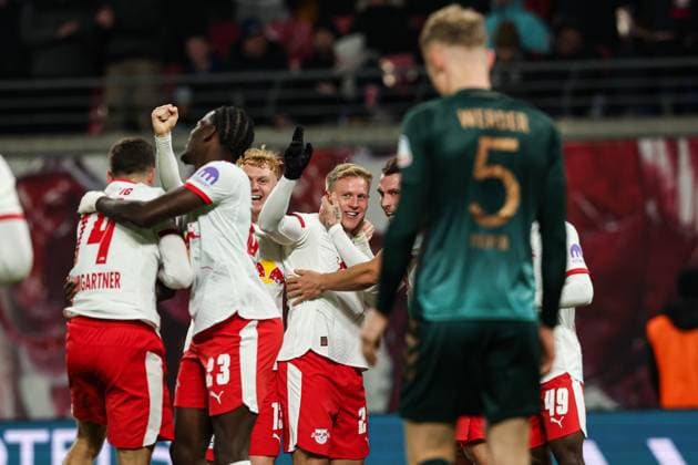 Goal celebration goal scorer Xaver Schlager RB Leipzig,24 scores to 2 0 1 Soccer Bundesliga season 2025 2026 point match RB Leipzig vs Werder Bremen in the Red Bull Arena in Leipzig action,soccer,Germany,man,men,23 11 2025