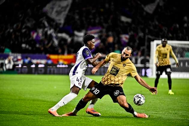FOOTBALL : Toulouse vs Angers - 13eme Journee de Ligue 1 McDonald S - Toulouse - 23 11 2025 Himad Abdelli (sco) Toulouse  Copyright: xThierryxBretonx