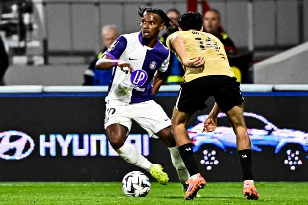 FOOTBALL : Toulouse vs Angers - 13eme Journee de Ligue 1 McDonald S - Toulouse - 23 11 2025 Yann Gboho (tfc) Toulouse  Copyright: xThierryxBretonx