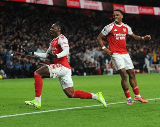 Football - 2025 2026 Premier League - Arsenal vs Tottenham Hotspur - Emirates Stadium - 23rd November 2025. Eberechi Eze of Arsenal celebrates scoring goal no 2 at the Emirates stadium COLORSPORT Andrew Cowie 