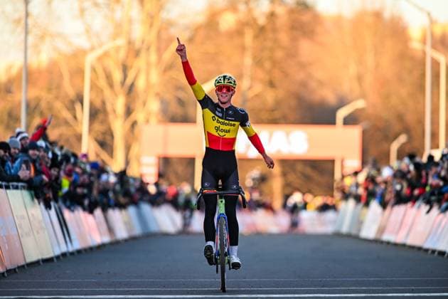 Belgian Thibau Nys celebrates as he crosses the finish line to win the men elite race at the World Cup cyclocross cycling event in Tabor, Czech Republic, stage 1 (out of 12) of the UCI World Cup cyclocross competition, Sunday 23 November 2025. DAVIDxPINTENS  x143656439x