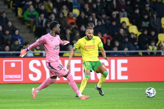 FC Nantes v FC Lorient - Ligue 1 McDonald s 2025 2026 38 Yvon-Landry MVOGO NGANOMA (fcl) - 19 Youssef EL ARABI (fcn) during the Ligue 1 McDonald s match between Nantes and Lorient at Stade de la Beaujoire on November 23, 2025 in Nantes, France. Nantes France  Copyright: xFEPx 776348203