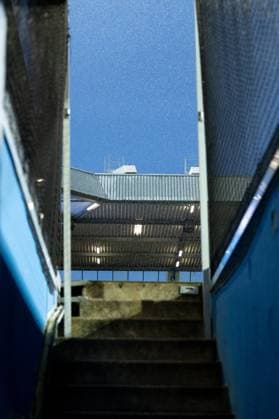 23 11 2025, xkwix, Football, Regionalliga West, VfL Bochum 1848 U21 FC Gütersloh, Vonovia Ruhrstadion player access in the stadium in snow NRW Germany