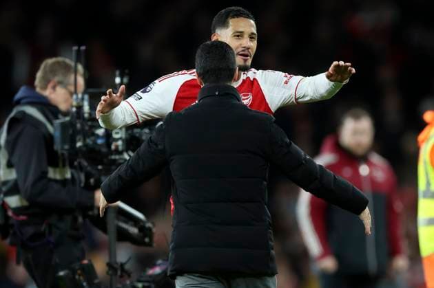 Arsenal v Tottenham Hotspur - Premier League Mikel Arteta, Manager of Arsenal and William Saliba of Arsenal celebrate after winning the Premier League match between Arsenal and Tottenham Hotspur at Emirates Stadium on November 23, 2025 in London, England. London Emirates Stadium England United Kingdom Copyright: xNigelxFrench Sportsphoto APLx 14142507