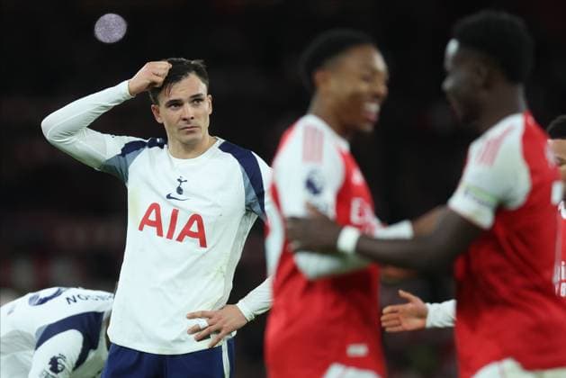 Arsenal v Tottenham Hotspur - Premier League Joao Palhinha of Tottenham Hotspur looks dejected after the Premier League match between Arsenal and Tottenham Hotspur at Emirates Stadium on November 23, 2025 in London, England. London Emirates Stadium England United Kingdom Copyright: xNigelxFrench Sportsphoto APLx 14142509