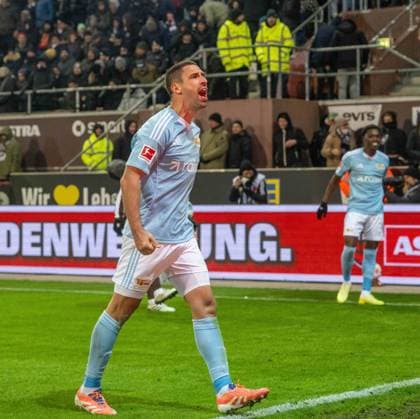 Soccer, Men, Season 2025 2026, 1 Bundesliga 11 Matchday , FC St Pauli 1 FC Union Berlin, Rani Khedira 1 FC Union Berlin , Cheering after final whistle, 23 11 2025, Copyright: xMatthiasxKochx