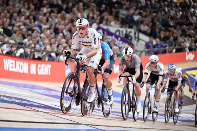 Belgian Lindsay De Vylder pictured in action during the last day of the Zesdaagse Vlaanderen-Gent six-day indoor Track cycling, Rad, Radsport, Bahnrad, Bahn event at the indoor cycling arena t Kuipke, Sunday 23 November 2025, in Gent. MAARTENxSTRAETEMANS  x143689338x