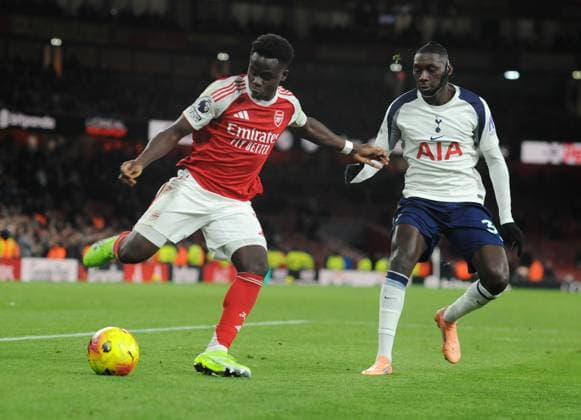 Football - 2025 2026 Premier League - Arsenal vs Tottenham Hotspur - Emirates Stadium - 23rd November 2025. Bukayo Saka of Arsenal at the Emirates stadium COLORSPORT Andrew Cowie 