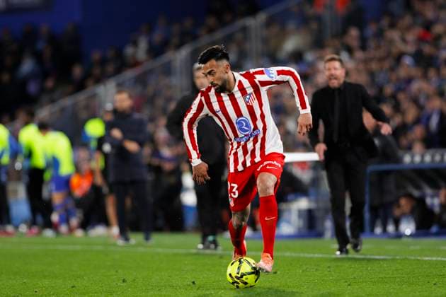 LA LIGA EA Sports - Getafe v Atletico de Madrid MADRID, SPAIN - November23:Nico Gonzalez of Atletico de Madrid in action during the La Liga 2024 25 match between Getafe and Atletico de Madrid at Coliseum Stadium. (Photo by Guillermo Martinez) Getafe Coliseum Stadium Spain Copyright: xGuillermoxMartinezx