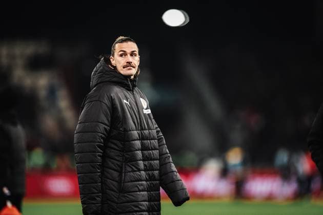 Soccer Men Season 2025 2026 Soccer Bundesliga 11 Matchday FC St Pauli vs 1 FC Union Berlin 23 11 2025 Jackson Irvine 7, FC St Pauli after the final whistle Hamburg Millerntor Stadion Hamburg Germany