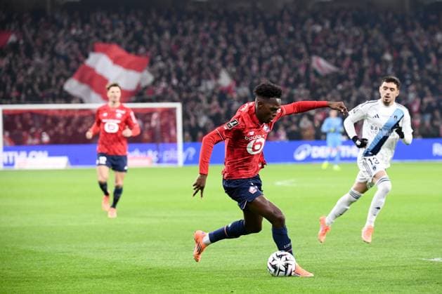 LOSC Lille v Paris FC - Ligue 1 McDonald s 2025 2026 27 Felix CORREIA (losc) during the Ligue 1 McDonald s match between Lille and Paris at Stade Pierre Mauroy on November 23, 2025 in Lille, France. Lille France  Copyright: xFEPx 776417692