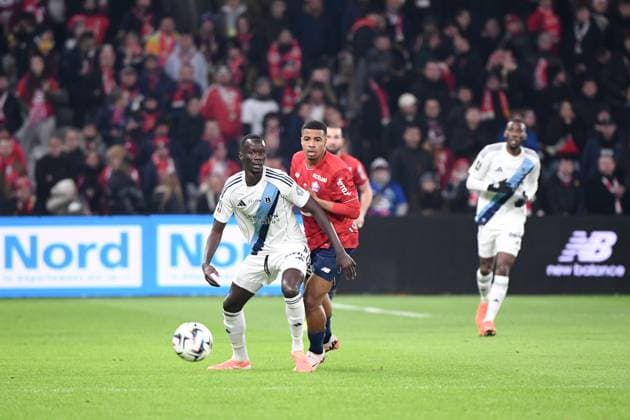 LOSC Lille v Paris FC - Ligue 1 McDonald s 2025 2026 05 Moustapha MBOW (pfc) - 29 Hamza IGAMANE (losc) during the Ligue 1 McDonald s match between Lille and Paris at Stade Pierre Mauroy on November 23, 2025 in Lille, France. Lille France  Copyright: xFEPx 776417692