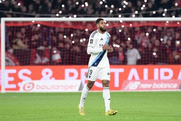 LOSC Lille v Paris FC - Ligue 1 McDonald s 2025 2026 09 Willem GEUBBELS (pfc) during the Ligue 1 McDonald s match between Lille and Paris at Stade Pierre Mauroy on November 23, 2025 in Lille, France. Lille France  Copyright: xFEPx 776417692