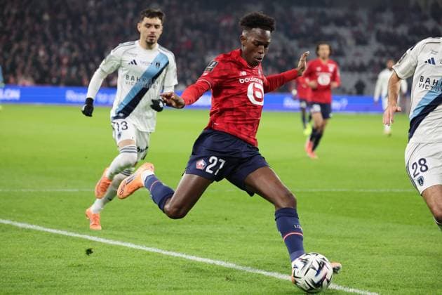 FOOTBALL : LOSC Lille vs Paris FC - Ligue 1 J13 - 23 11 2025 FÃ lix CORREIA (LOSC Lille) lors du match LOSC Lille vs Paris FC, Ligue 1 J13, Decathlon Arena stade Pierre Mauroy, le 23 novembre 2025 - photo Laurent Sanson PsnewZ  Copyright: xLaurentxSANSONx xPsnewZx