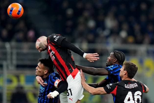 AC Milan s Strahinja Pavlovic during the Serie A soccer match between Inter and Milan at the San Siro Stadium in Milan , north Italy - Sunday , November 23 , 2025. - Soccer .  Copyright: xSpada LaPressex