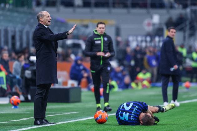 Massimiliano Allegri Head Coach of AC Milan gestures during Serie A 2025 26 football match between FC Internazionale and AC Milan at San Siro Stadium in Milan Milan Italy Copyright: xBEAUTIFULxSPORTS Carabellix