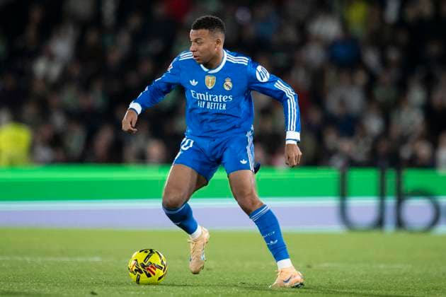 November 23, 2025, Elche, Alicante, SPAIN: Kylian Mbappe of Real Madrid CF in action during the Spanish league, La Liga EA Sports, football match played between Elche CF and Real Madrid C.F. at Manuel Martinez Valero Stadium on November 23, 2025 in Elche, Spain. Elche SPAIN - ZUMAa181 20251123_zaa_a181_280 Copyright: xFranciscoxMaciax