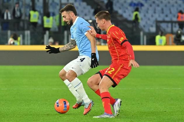 Soccer, serie A Enilive match, SS Lazio v Lecce Mario Gila of SS Lazio,Francesco Camarda of Lecce during the serie A Enilive match between SS Lazio v Lecce at olimpico stadium in Rome November 23rd, 2025 Imago-Images Emmefoto Copyright: xImago-Images Emmefotox
