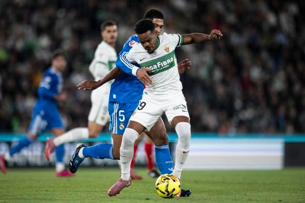 November 23, 2025, Elche, Alicante, SPAIN: Grady Diangana of Elche CF in action during the Spanish league, La Liga EA Sports, football match played between Elche CF and Real Madrid C.F. at Manuel Martinez Valero Stadium on November 23, 2025 in Elche, Spain. Elche SPAIN - ZUMAa181 20251123_zaa_a181_298 Copyright: xFranciscoxMaciax