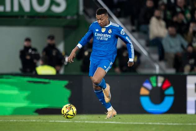 November 23, 2025, Elche, Alicante, SPAIN: Kylian Mbappe of Real Madrid CF in action during the Spanish league, La Liga EA Sports, football match played between Elche CF and Real Madrid C.F. at Manuel Martinez Valero Stadium on November 23, 2025 in Elche, Spain. Elche SPAIN - ZUMAa181 20251123_zaa_a181_301 Copyright: xFranciscoxMaciax