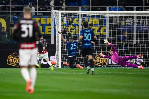 FC Internazionale v AC Milan - Serie A Christian Pulisic of AC Milan scores a goal during the Serie A football match between FC Internazionale and AC Milan. Milan Italy Copyright: xNicolòxCampox
