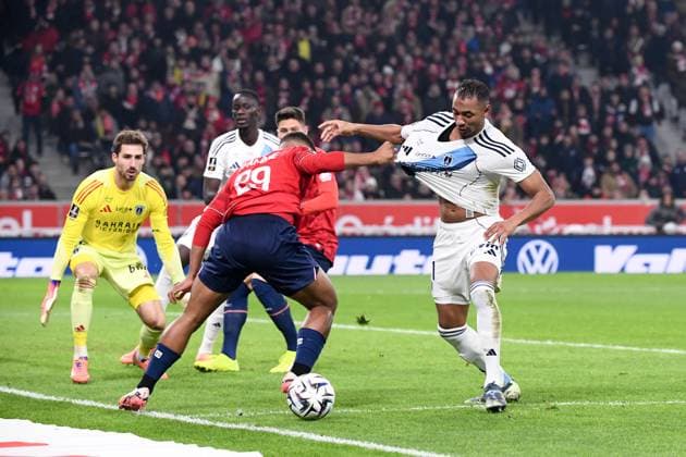 LOSC Lille v Paris FC - Ligue 1 McDonald s 2025 2026 31 Samir CHERGUI (pfc) during the Ligue 1 McDonald s match between Lille and Paris at Stade Pierre Mauroy on November 23, 2025 in Lille, France. Lille France  Copyright: xFEPx 776417692