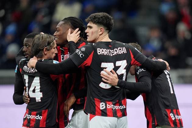 AC Milan s Christian Pulisic celebrates after scoring 0-1 during the Serie A soccer match between Inter and Milan at the San Siro Stadium in Milan , north Italy - Sunday , November 23 , 2025. - Soccer .  Copyright: xSpada LaPressex