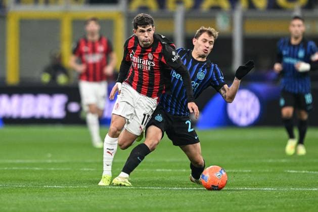FC Internazionale v AC Milan - Serie A Christian Pulisic of AC Milan is in action during the Italian Serie A football match between Inter FC Internazionale and AC Milan at Giuseppe Meazza San Siro stadium in Milan, Italy, on November 23, 2025. Milano Italy  Copyright: xTizianoxBallabiox originalFilename:ballabio-interfci251123_npjie.jpg