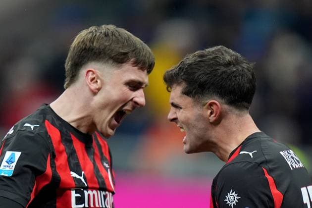 AC Milan s Christian Pulisic celebrates after scoring 0-1 during the Serie A soccer match between Inter and Milan at the San Siro Stadium in Milan , north Italy - Sunday , November 23 , 2025. - Soccer .  Copyright: xSpada LaPressex