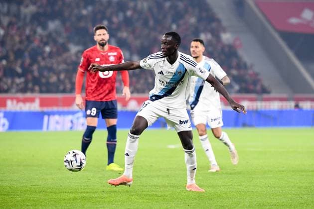 LOSC Lille v Paris FC - Ligue 1 McDonald s 2025 2026 05 Moustapha MBOW (pfc) during the Ligue 1 McDonald s match between Lille and Paris at Stade Pierre Mauroy on November 23, 2025 in Lille, France. Lille France  Copyright: xFEPx 776417692