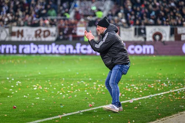Soccer I Men I Season 2025 2026 I Bundesliga I 11 Matchday I FC St Pauli 1 FC Union Berlin I 23 11 2025 Steffen Baumgart, Head Coach 1 FC Union Berlin Hamburg Millerntor Stadion Hamburg Germany Copyright: xLobecax xHenningxRohlfsx