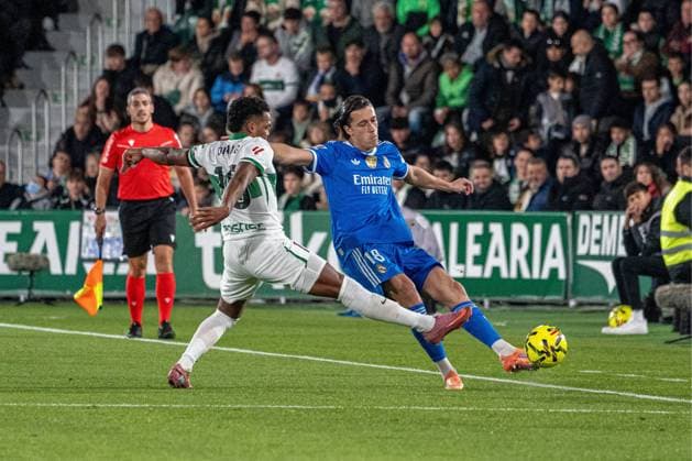 Spanish La Liga EA Sports soccer match Elche vs Real Madrid at Manuel martinez Valero stadium in Elche, Alicante, Spain. 23 november 2025 Carreras 900 Cordon Press  900 CordonxPress LOF - Elche vs Real Madrid