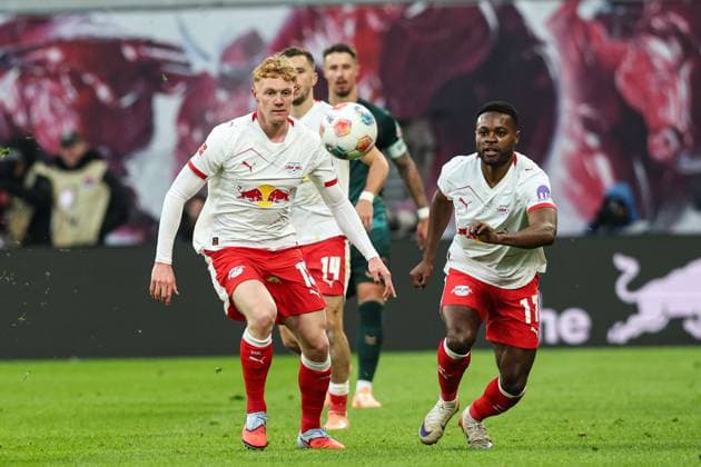 Ridle Baku RB Leipzig,17 and Nicolas Seiwald RB Leipzig,13 1 Soccer Bundesliga Season 2025 2026 Point Match RB Leipzig vs Werder Bremen at the Red Bull Arena in Leipzig Action,Soccer,Germany,Man,Men,23 11 2025