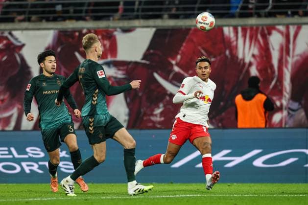 Antonio Nusa RB Leipzig,7 vs Amos Pieper Werder Bremen,5 and Yukinari Sugawara Werder Bremen,3 1 Soccer Bundesliga Season 2025 2026 Point Match RB Leipzig vs Werder Bremen at the Red Bull Arena in Leipzig Action,Soccer,Germany,Man,Men,23 11 2025