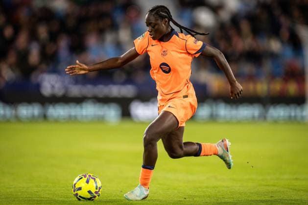 November 23, 2025, Valencia, Spain, Spain: Aicha CAMARA of Barcelona during the Liga F match between Levante UD and FC Barcelona, Barca at Estadio Ciudad de Valencia on November 23, 2025 in Valencia, Spain. Omar Arnau Valencia Spain - ZUMAm308 20251123_zsp_m308_004 Copyright: xMatthieuxMirvillex