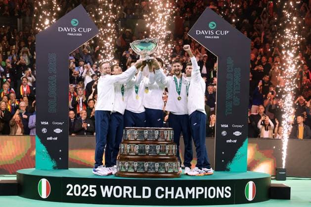 Italy wins the Davis Cup 2025 during Davis Cup - Final Eight, International Tennis match in Bologna, Italy, November 23 2025  Copyright: xGiorgioxMaiozzi IPAxSportx xipa-agency.netx xx IPA_68315748 IPA_Agency_IPA68315748