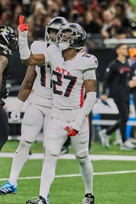 November 23, 2025, New Orleans, Louisiana, U.S: November 23, 2025, New Orleans, Louisiana, USA: (left to right) Atlanta Falcons defensive end Jalon Walker celebrates with Atlanta Falcons defensive end James Pearce Jr. after he sacked the New Orleans Saints quarterback an NFL, American Football Herren, USA regular season game. The Falcons beat the Saints 10-24. New Orleans U.S - ZUMAa14_ 20251123_zaf_a14_010 Copyright: xDanxAndersonx