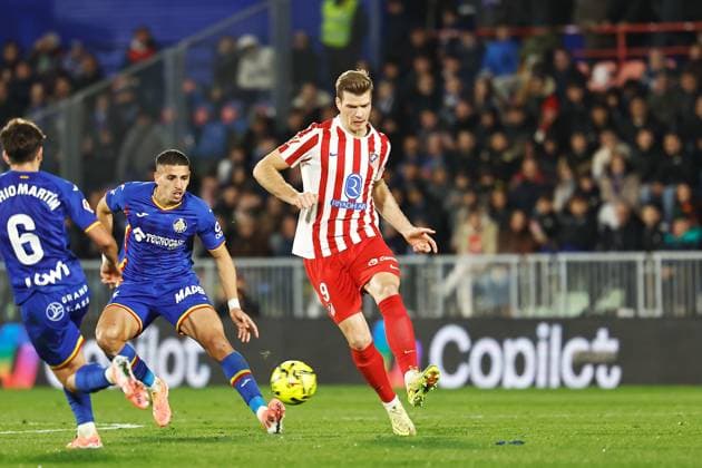 Alexander Sorloth (Atletico), NOVEMBER 23, 2025 - Football Soccer : Spanish LaLiga EA Sports match between Getafe CF - Club Atletico de Madrid at the Estadio Coliseum Getafe in Getafe, Spain. Noxthirdxpartyxsales  aflo_311374201