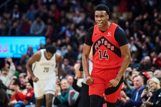November 23, 2025, Toronto, On, Canada: Toronto Raptors Ja Kobe Walter (14) reacts after scoring a three pointer during second half NBA, Basketball Herren, USA basketball action against the Brooklyn Nets in Toronto, on Sunday, Nov. 23, 2025. Canada News - November 23, 2025  - ZUMAc35_ 20251123_zaf_c35_118 Copyright: xSammyxKoganx