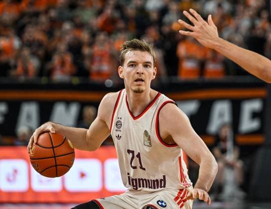 GER, BBL, ratiopharm Ulm vs FC Bayern Munich 23 11 2025, ratiopharm arena, Neu Ulm, GER, BBL, ratiopharm Ulm vs FC Bayern Munich, in the picture Justus Hollatz Muenchen, 21 nordphotoxGmbHx xHafner nph00200