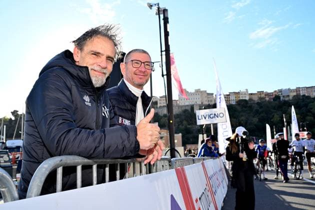 La course Pro-Am durant le BEKING 2025 à Monaco avec l ancien champion Mark Cavendish dans l une des équipes, le 23 novembre 2025. BEKING réunit professionnels et amateurs dans une compétition par équipes mixtes, la course Pro Am. En spectateur attentif, il y avait l ancien footballeur Marco Simone, et l équipe numéro 1 composée par David Rappart, Auguste Coutinho, Frédéric Lacadée, Eléna Cecchini, Vittoria Guazini et Davide Rigon était aux couleurs de Fight Aids Monaco avec dans les 3 amateurs des Carabiniers du Prince. Bruno Bebert Bestimage The Pro-Am race during BEKING 2025 in Monaco with former champion Mark Cavendish in one of the teams on november 23th 2025 Monaco Monaco  Copyright: xBrunoxBebertx xBestimagexBrunoxBebertx xBestimagex