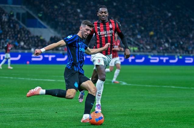 Milano Italy - November 23: Petar Susic and Rafa Lega during Serie A match between FC Internazionale and Ac Milan at San Siro Stadium on November 23, 2025 in Milano, Italy.  Copyright: xAndreaxRosito IPAxSportx xipa-agency.netx xx IPA_68323240 IPA_Agency_IPA68323240