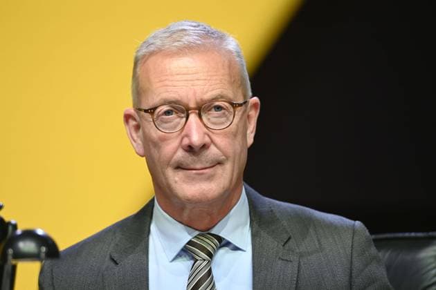 Thomas TRESS, Treß, Member of the Executive Board, Chief Financial Officer, CFO, Annual General Meeting of Borussia Dortmund GmbH Co KGaA, Dortmund Westfalenhalle, 24 11 2025 oÂ