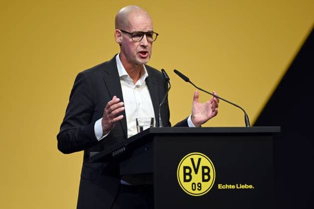 Carsten CRAMER, Member of the Executive Board, Annual General Meeting of Borussia Dortmund GmbH Co KGaA, Dortmund Westfalenhalle, 24 11 2025 oÂ