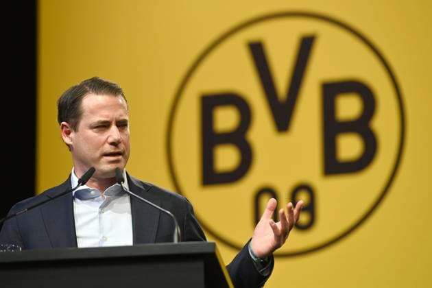 Lars RICKEN, Member of the Executive Board, Annual General Meeting of Borussia Dortmund GmbH Co KGaA, Dortmund Westfalenhalle, 24 11 2025 oÂ