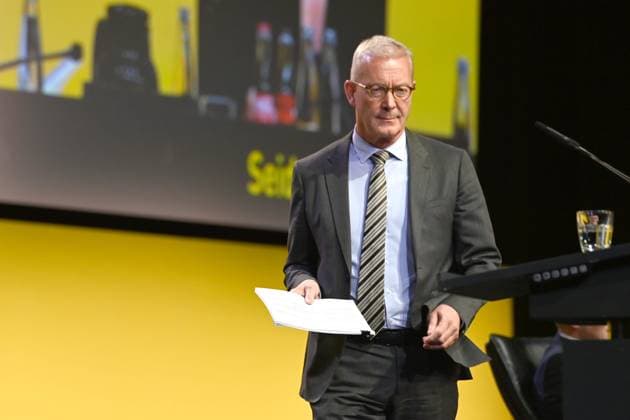 Thomas TRESS, Treß, Member of the Executive Board, Chief Financial Officer, CFO, Annual General Meeting of Borussia Dortmund GmbH Co KGaA, Dortmund Westfalenhalle, 24 11 2025 oÂ
