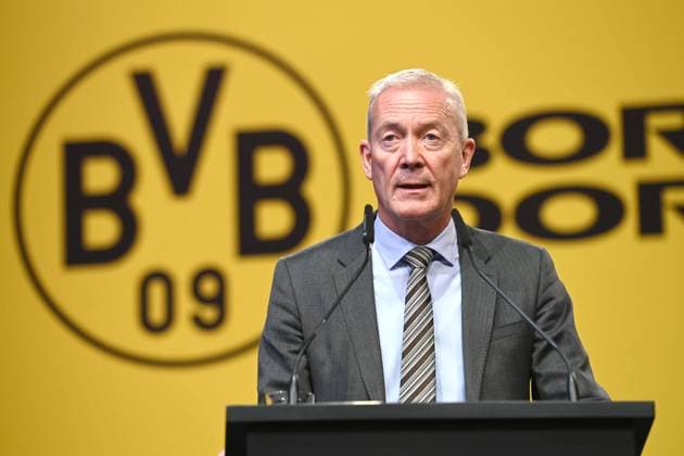 Thomas TRESS, Treß, Member of the Executive Board, Chief Financial Officer, CFO, Annual General Meeting of Borussia Dortmund GmbH Co KGaA, Dortmund Westfalenhalle, 24 11 2025 oÂ