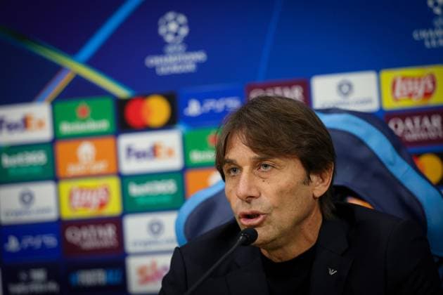 November 24, 2025, Naples, Italy: Napoli™s head coach Antonio Conte attends a press conference, PK, Pressekonferenz in Naples, Italy, 24 November 2025. Napoli will face Qarabag in their UEFA Champions League match on 25 November 2025. ANSA ANTONIO BALASCO Champions: Conte Qarabag Rivelazione, Napoli Pieno Di Energia  - ZUMAa110 20251124_zaf_a110_014 Copyright: xAntonioxBalascox