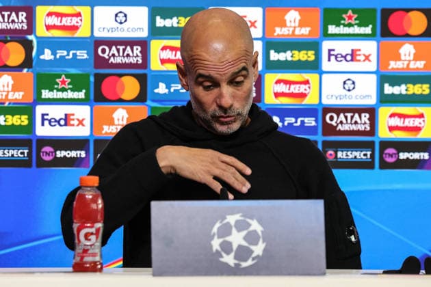 UEFA Champions League press conference, PK, Pressekonferenz Matchday 5 of 8 Manchester City vs Bayer 04 Leverkusen Pep Guardiola manager of Manchester City speaks to the press during the UEFA Champions League press conference Matchday 5 of 8 Manchester City vs Bayer 04 Leverkusen at Etihad Campus, Manchester, United Kingdom, 24th November 2025 (Photo by Mark Cosgrove News Images) Manchester Etihad Campus Manchester United, ManU Kingdom Copyright: xMarkxCosgrove NewsxImagesx